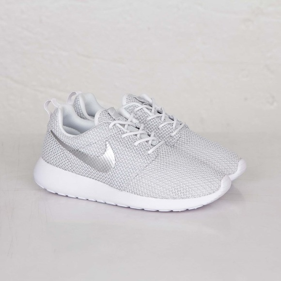 nike roshe run us